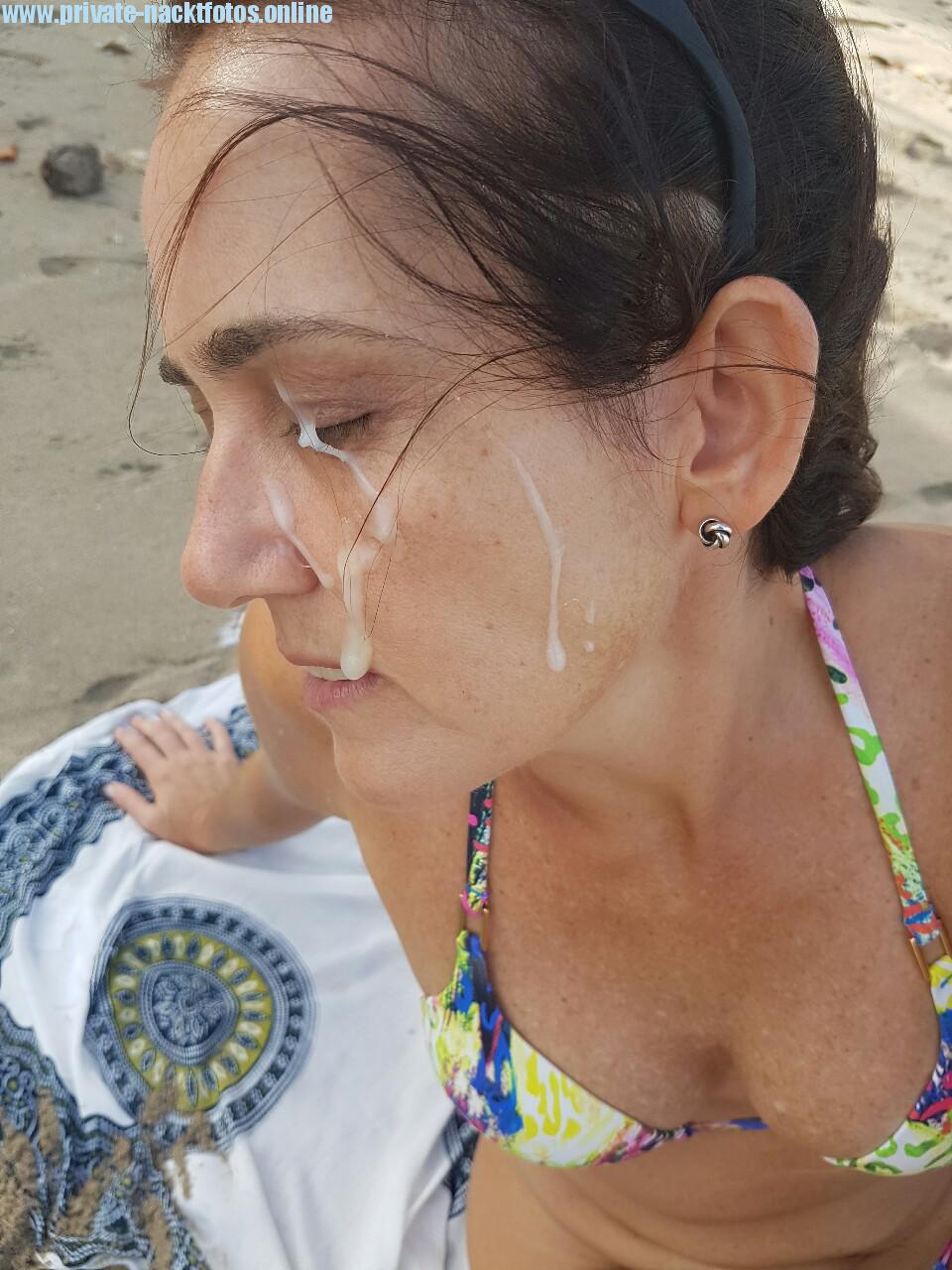 Am Strand Sperma Im Gesicht